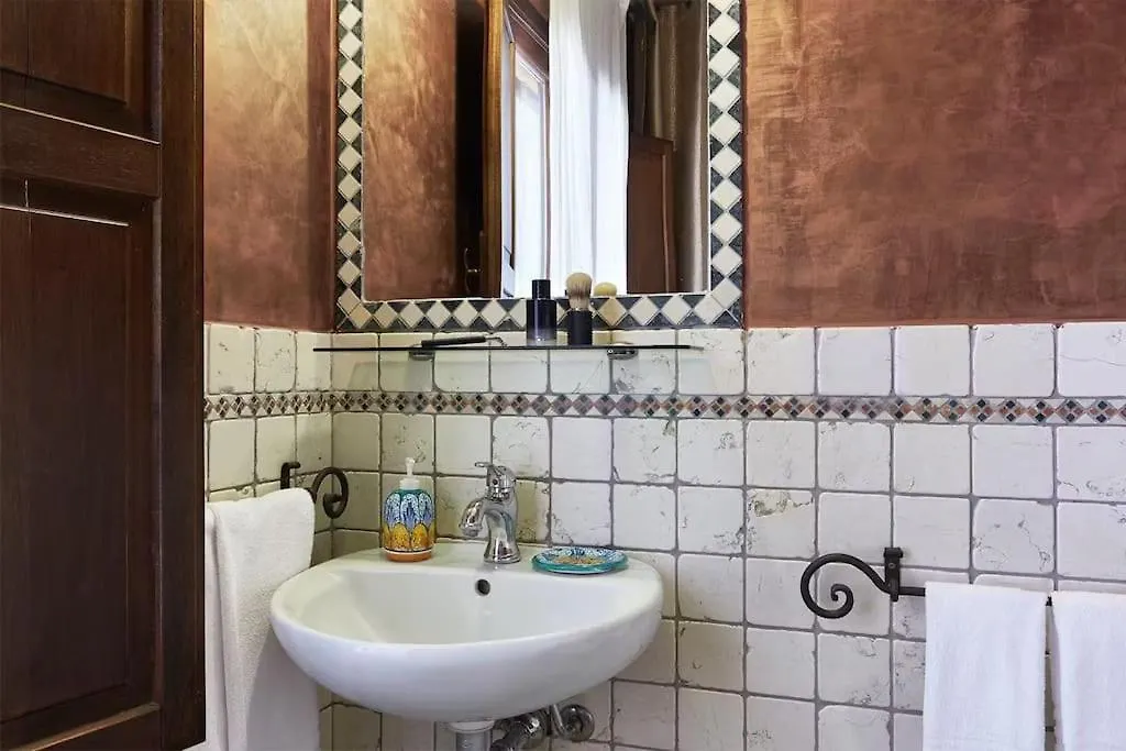 La Loggia Wanderlust Experience Villa Caltagirone